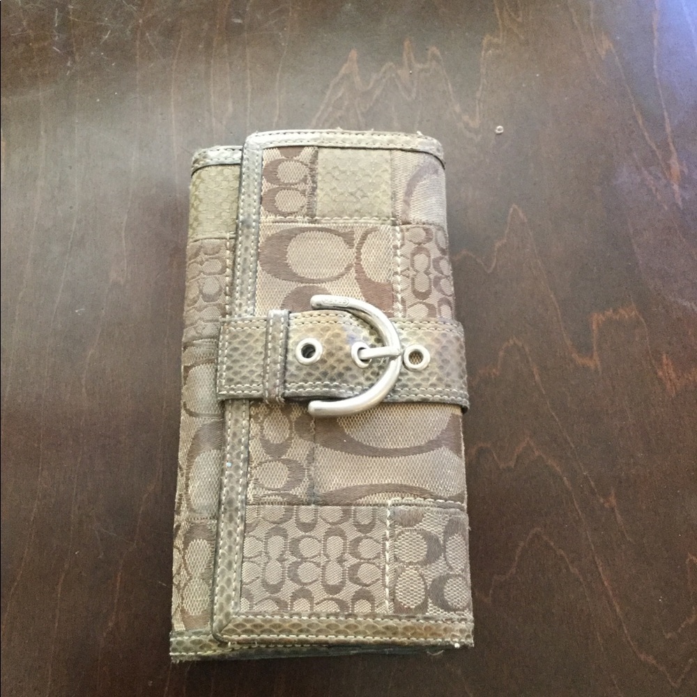 Coach wallet